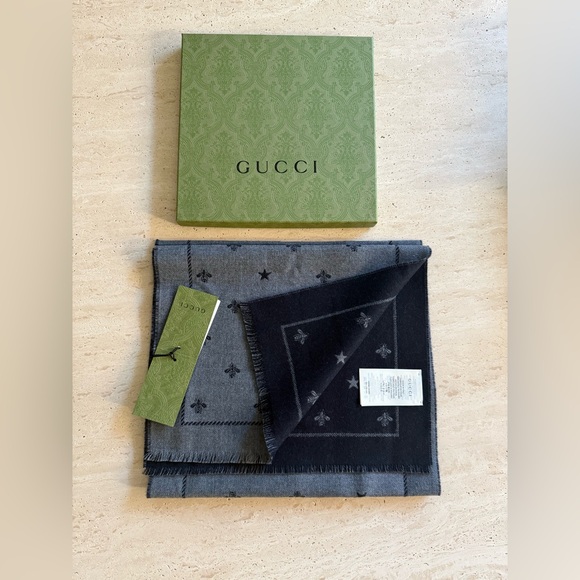 NWT GUCCI WOOL BEE ACCENT REVERSIBLE SCARF UNISEX 💖🌟 - Picture 10 of 13